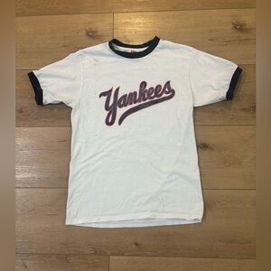 Nike Yankees Tshirt Oversized Small